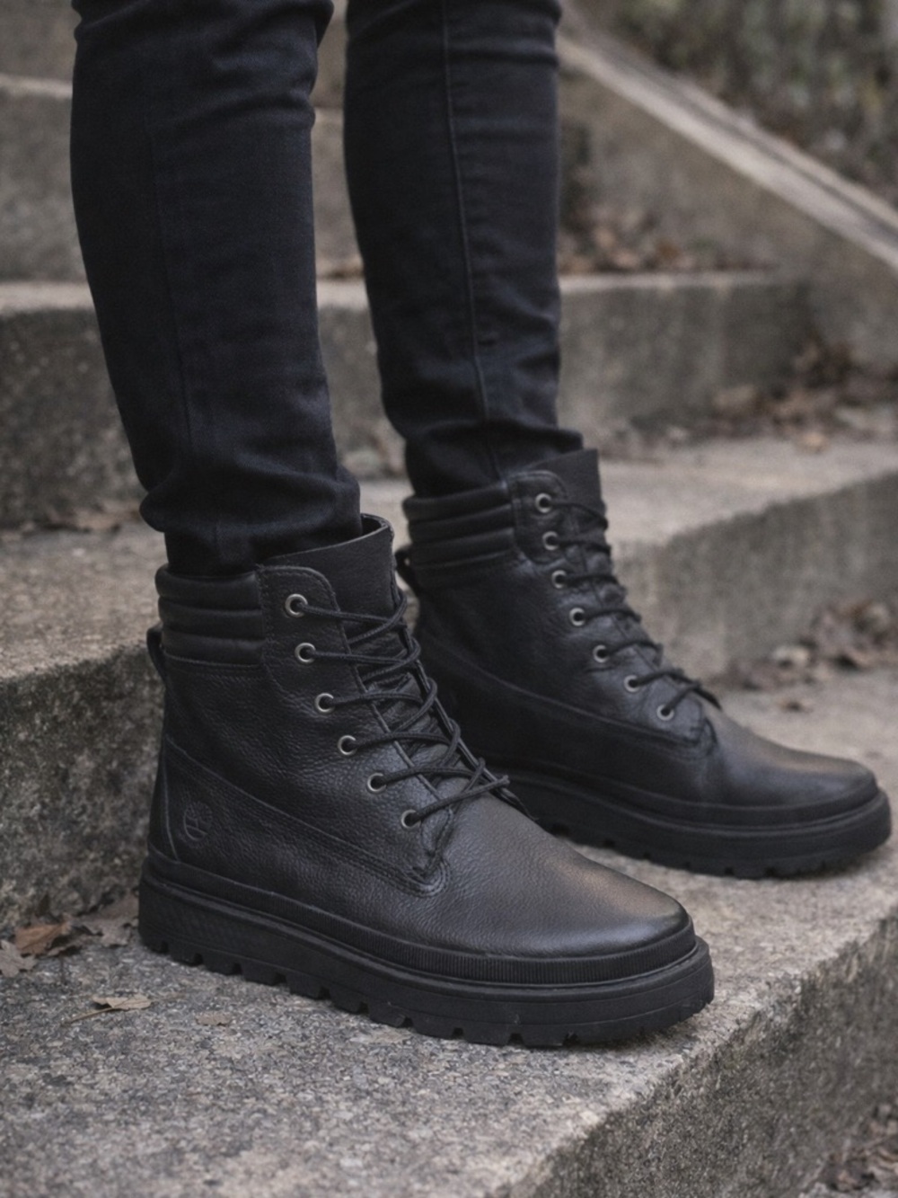 Timberland Ray City Black Combat Boots Lug Sole Leather Women’s 9.5 A2JNY